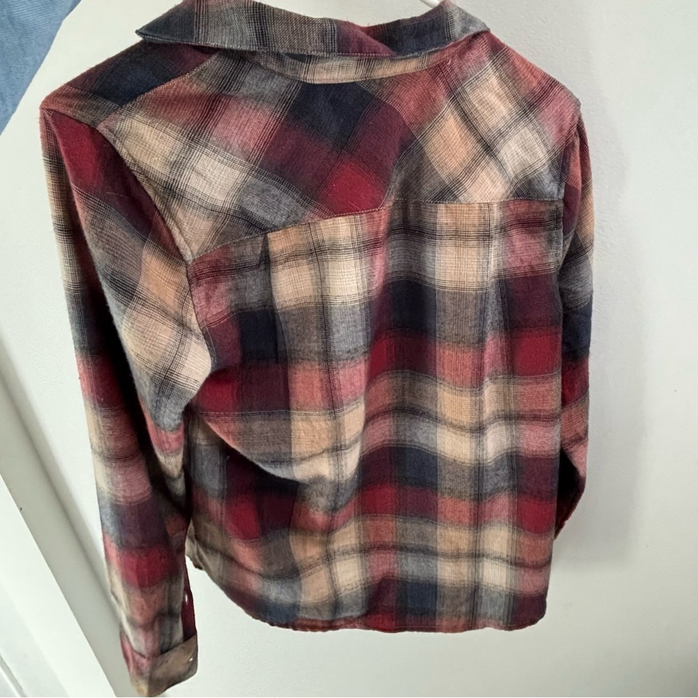 Women’s Flannel - Picture 2 of 2